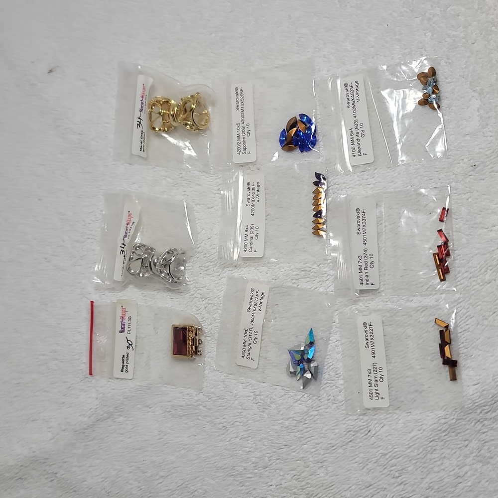 Alacart Clasps & Swarovski crystals